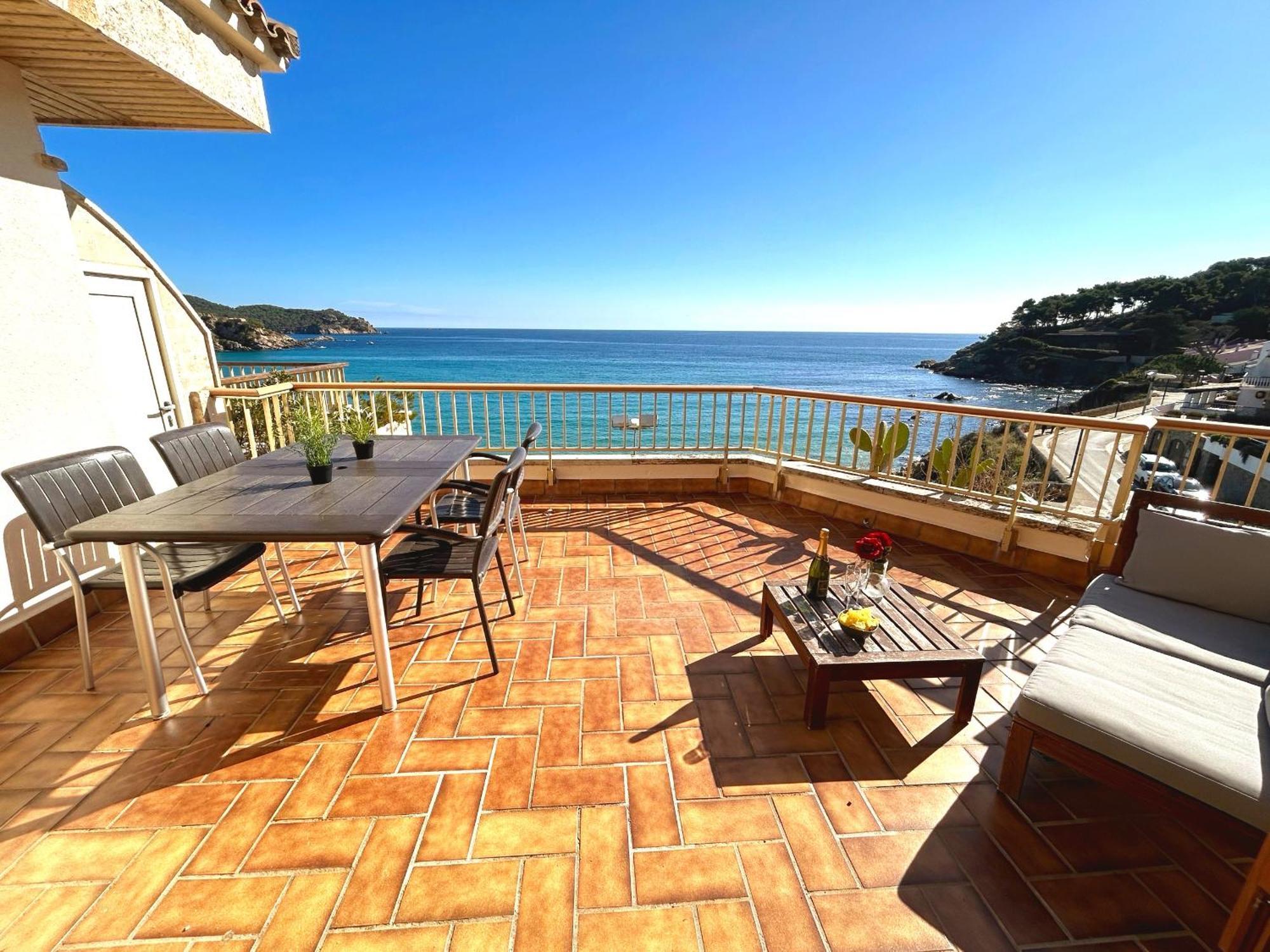 Charming Apartment In La Fosca Beach Palamos Bagian luar foto